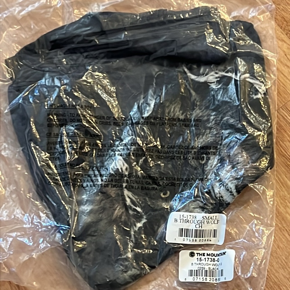 The Mountain Kids Breakthrough Wolf T-Shirt Size Small NWT - Picture 2 of 3
